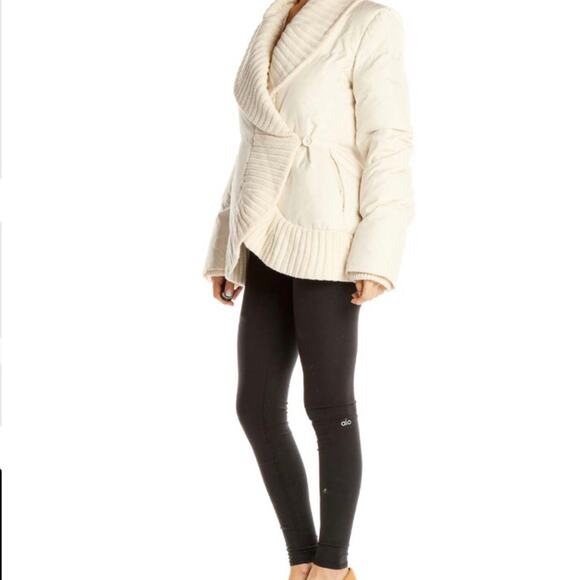 BCBGMaxAzria Cream Puffer Sweater Jacket with knit shawl collar & cuffs size XS - Picture 12 of 12